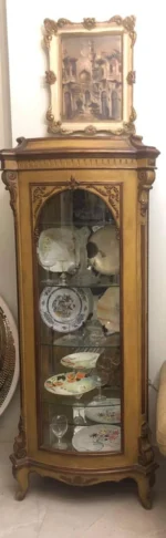 Vintage Style Showcase